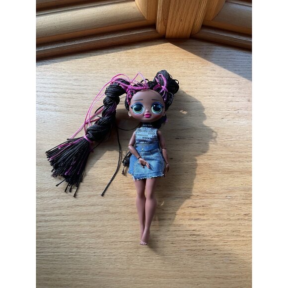 LOL Surprise OMG Fashion Dolls Lot Of 4 with Outfits Articulated - Picture 8 of 12